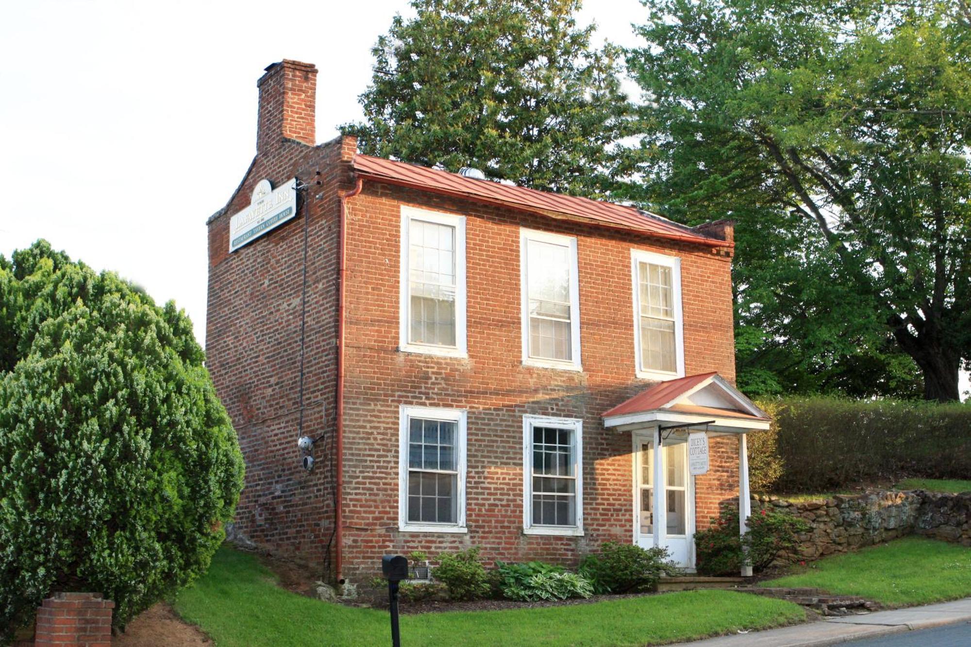 The Lafayette Inn & Restaurant Stanardsville Экстерьер фото